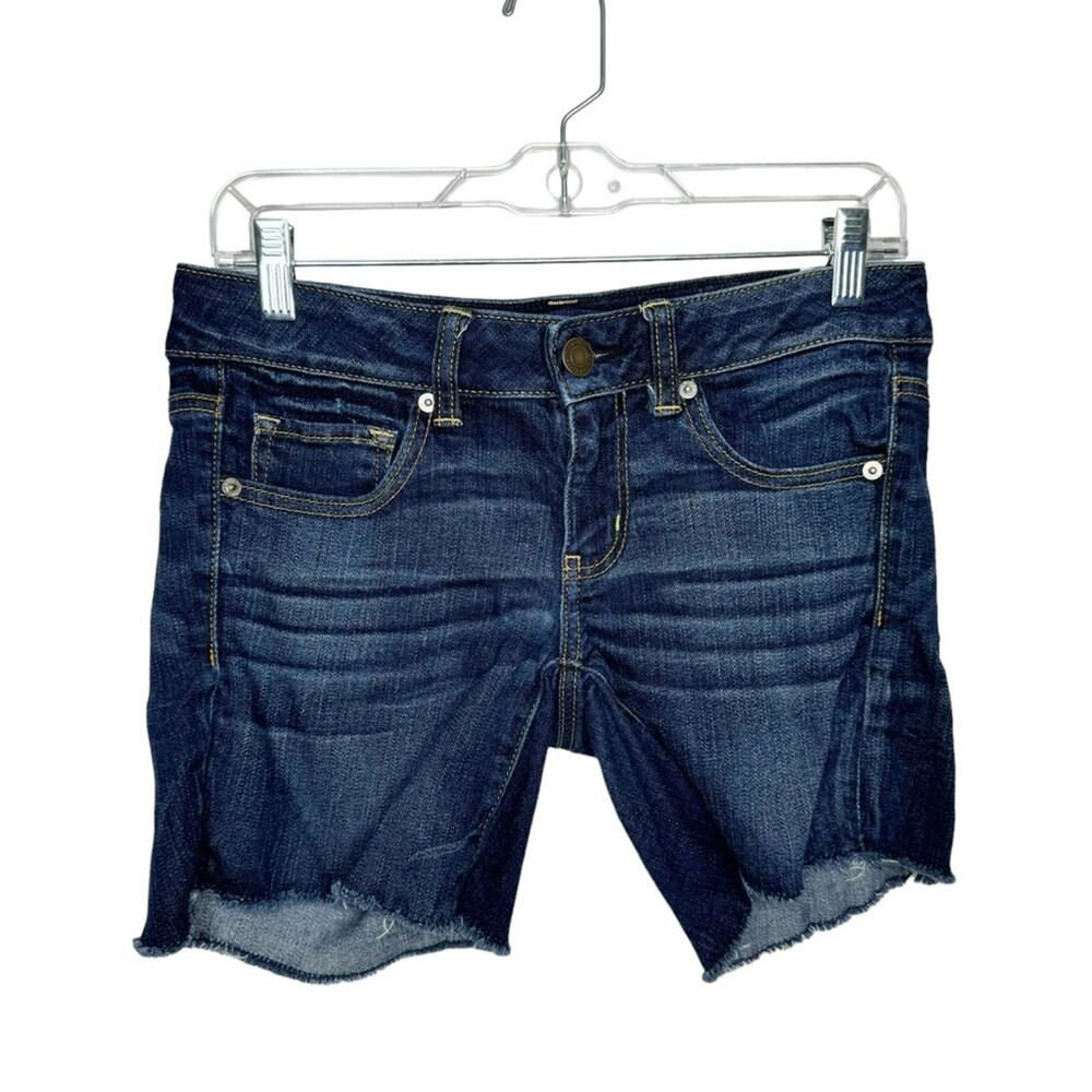 AMERICAN EAGLE / dark wash midi denim jean shorts / 6